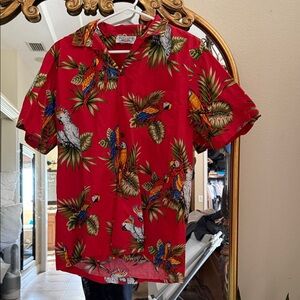 Vibrant Red Parrot Print Men's Casual Shirt